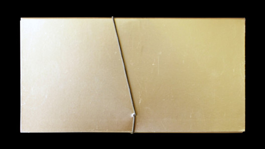 Santiago Robles, Semilla de sol, Libro-arte, Primer lugar, concurso, Bienal Universitaria de Arte y Diseño, UNAM, Libro de artista, Arte, Arte visual, Edición, UNAM, Santiago Robles, Semilla de sol, Libro-arte, Primer lugar, concurso, Bienal Universitaria de Arte y Diseño, UNAM, Libro de artista, Arte, Arte visual, Edición, UNAM, Estuche edición